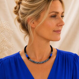 Collier "Out of the box Blue"